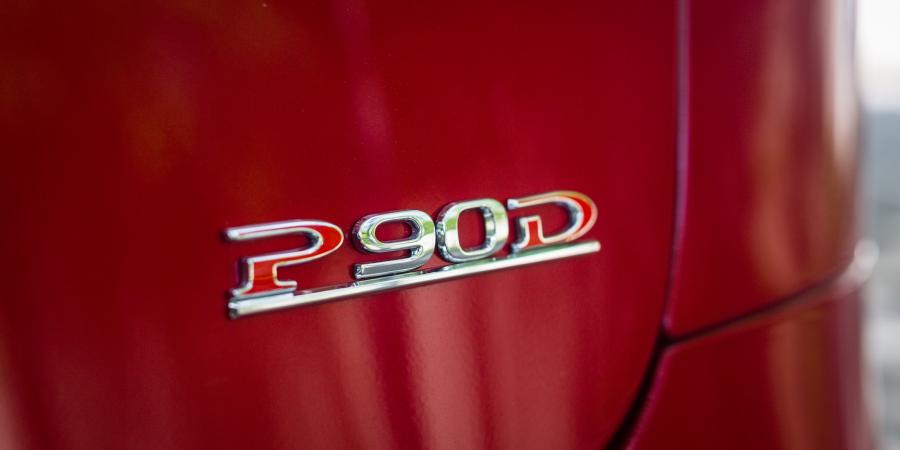 Логотип Tesla Model S P90D 2016 года  (AU) (фото 1 из 12)